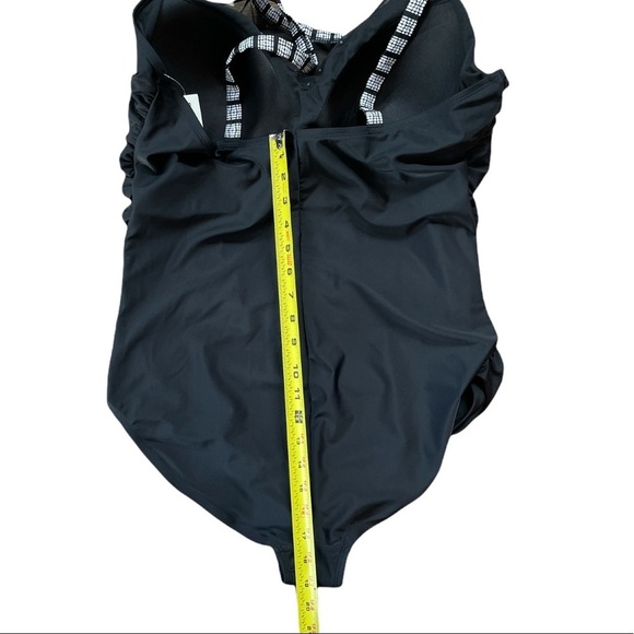 Black one-piece Swimsuit with mesh trim. New with tags size 24W - Picture 6 of 7